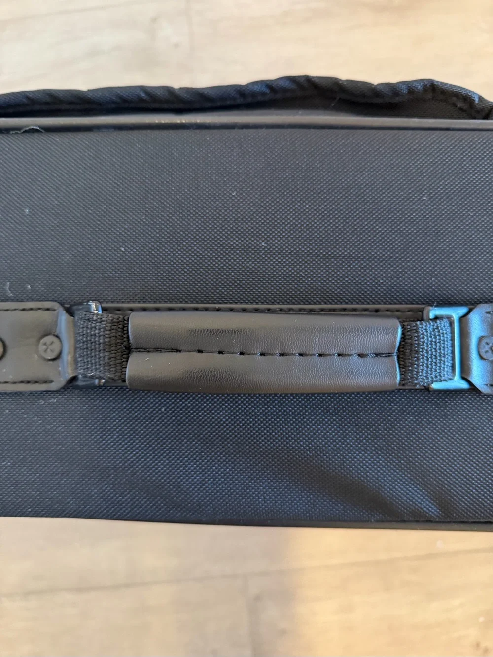 American Tourister 24